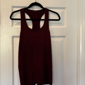 Lululemon tank EUC burgundy